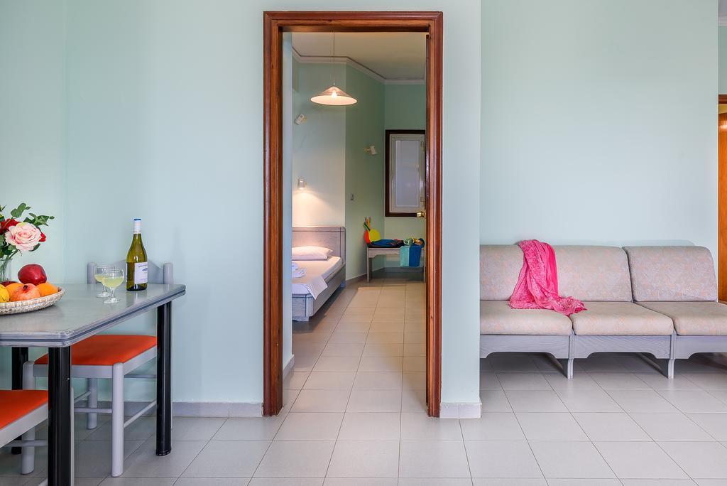 Louladakis Apartments Kolimvári Kültér fotó